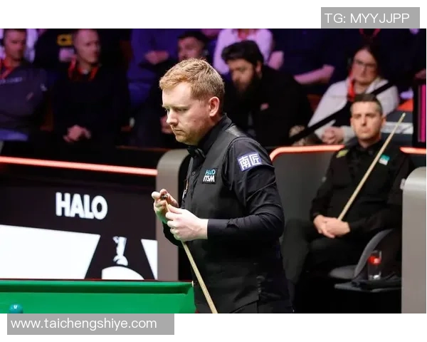 希金斯与塞尔比激战正酣比分悬念引发球迷热议